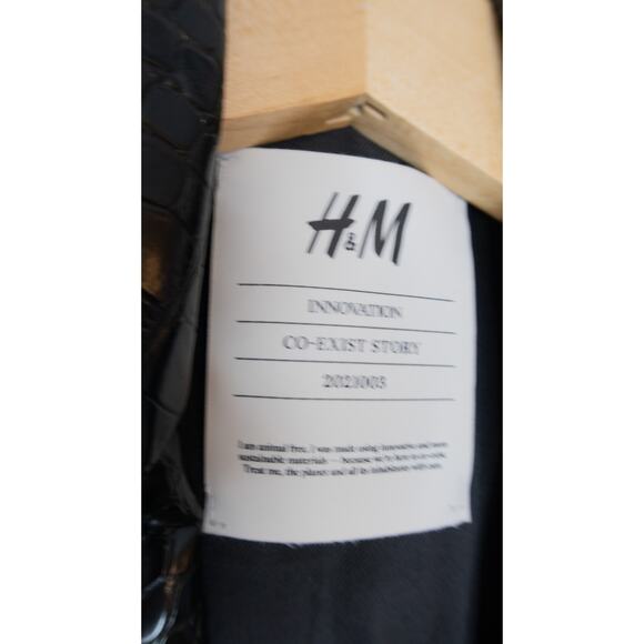 H&M Innovation Lab Co-Exist Vegan Black Croc Patent Leather Long Vest XS - Picture 9 of 12